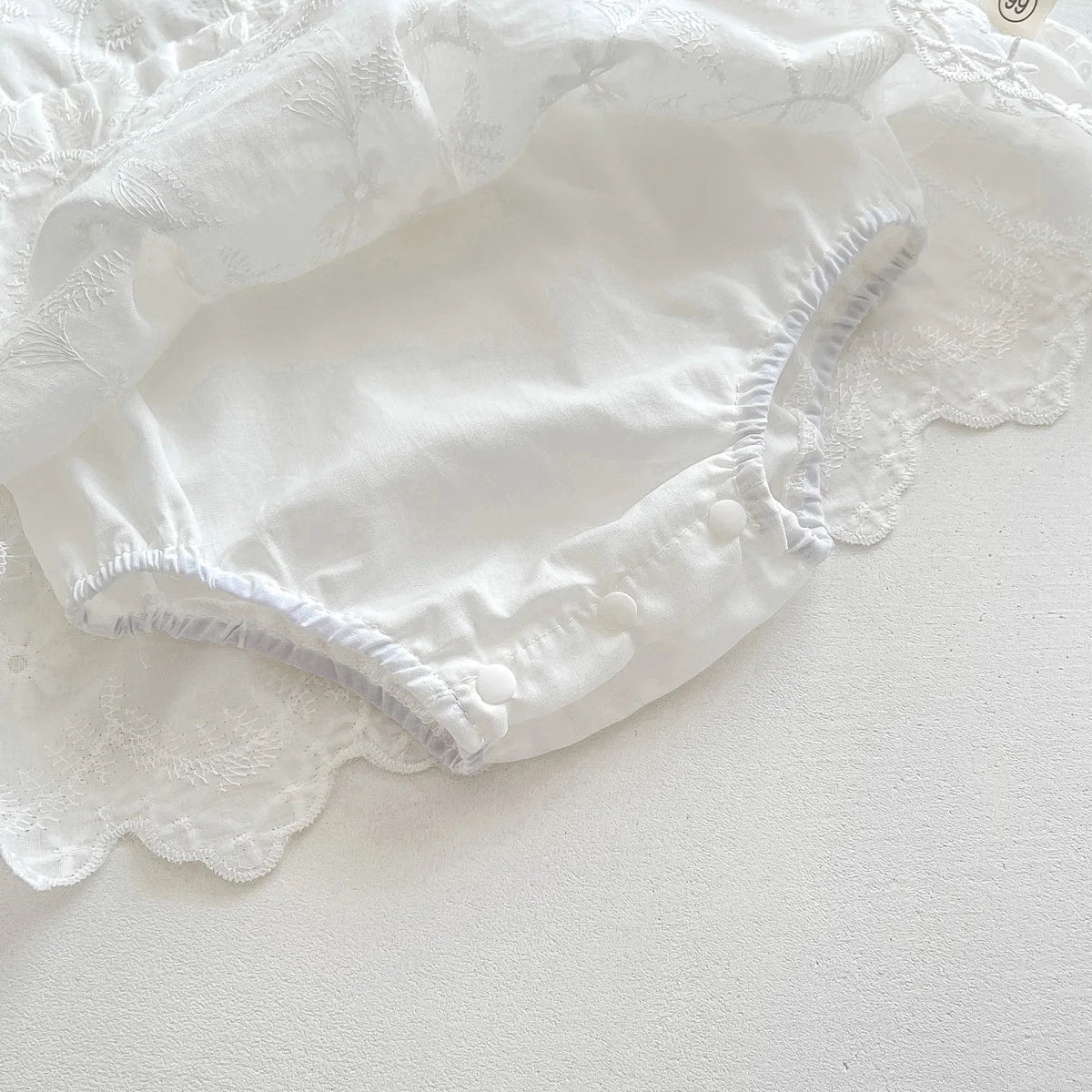 Embroidered Flower Lace Bodysuits for Newborn Baby Girls - Baby Girls Dress and Hat Set (2pcs)