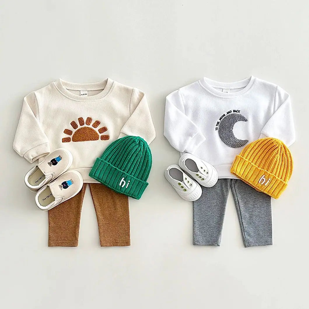 2Pcs New Autumn Newborn Baby Clothes Sets with Moon and Sun - for Infants 0-3Y