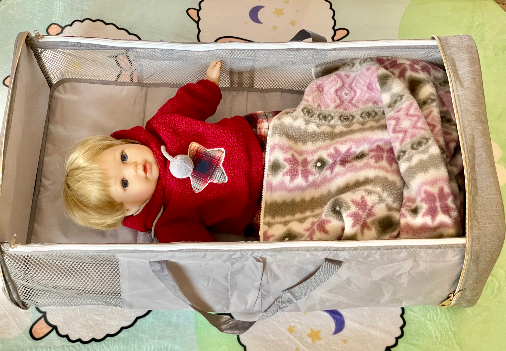 Baby_Lamby_Essential_Husky_Bag_6